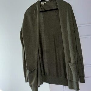 Garage green oversized open cardigan with pockets and braided sleeves Sz Large